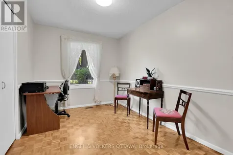 2123 Blue Jay Crescent Ottawa ON K1J 6A9