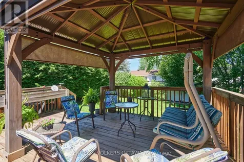 2123 Blue Jay Crescent Ottawa ON K1J 6A9