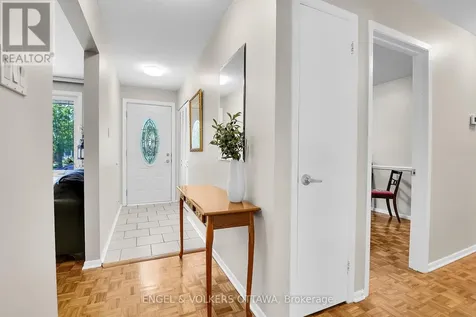 2123 Blue Jay Crescent Ottawa ON K1J 6A9