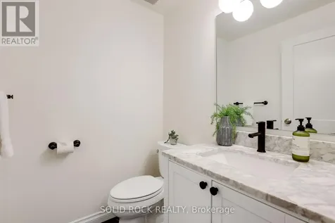 97 Beachview Private Ottawa ON K1V 1M7