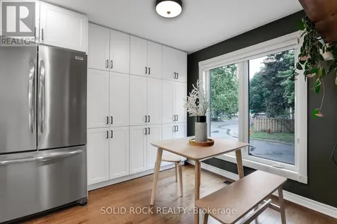 97 Beachview Private Ottawa ON K1V 1M7