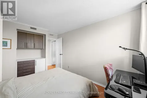 1705 Playfair Drive Ottawa ON K1H 8P6