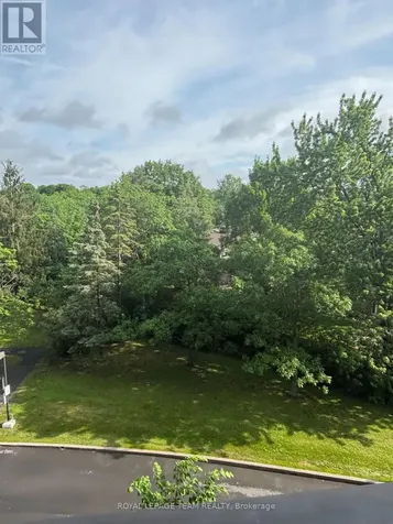 1705 Playfair Drive Ottawa ON K1H 8P6