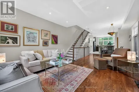320 Iona Street Ottawa ON K1Z 7B9