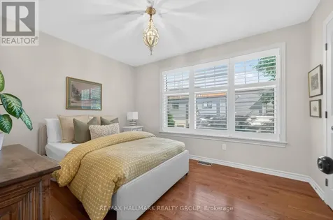 320 Iona Street Ottawa ON K1Z 7B9