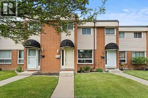 324 Fryer Street Amherstburg ON N9V 2L9