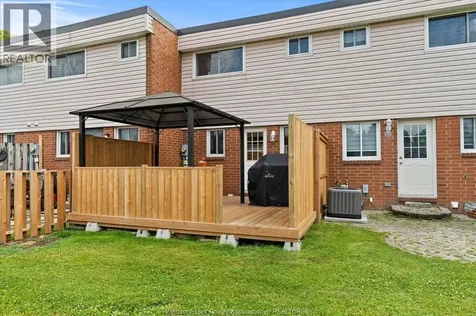 324 Fryer Street Amherstburg ON N9V 2L9