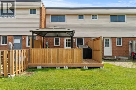 324 Fryer Street Amherstburg ON N9V 2L9