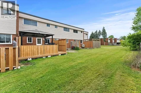 324 Fryer Street Amherstburg ON N9V 2L9