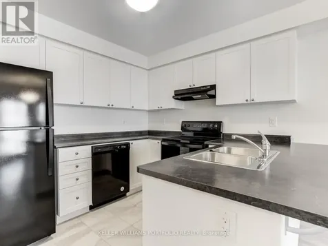 7 Bluegill Crescent Whitby ON L1P 0E4