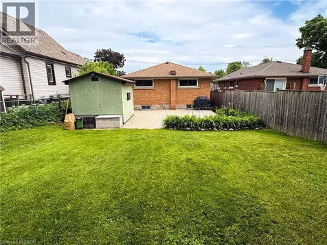652 Upper Wentworth Street Hamilton ON L9A 4V3
