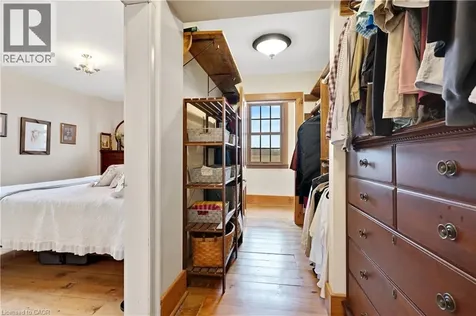 3612 Indian Trail Ancaster ON N3T 5M1