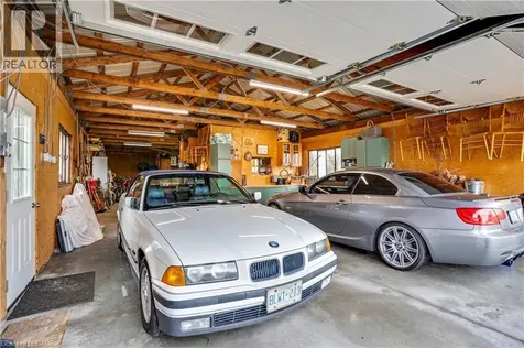 3612 Indian Trail Ancaster ON N3T 5M1