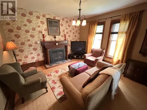 239 Pim Street Sault Ste Marie ON P6B 2T1