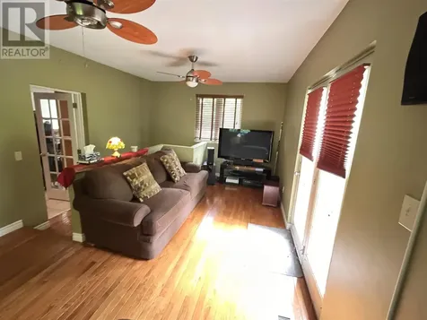 239 Pim Street Sault Ste Marie ON P6B 2T1