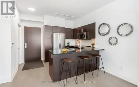 55 Speers Road Oakville (co Central) ON L6K 0H9