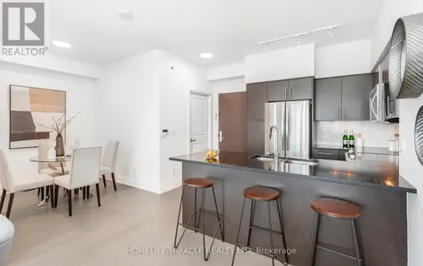 55 Speers Road Oakville (co Central) ON L6K 0H9