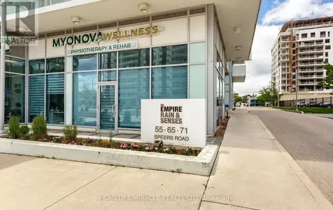55 Speers Road Oakville (co Central) ON L6K 0H9