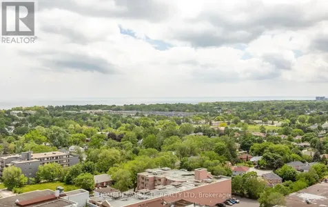 55 Speers Road Oakville (co Central) ON L6K 0H9
