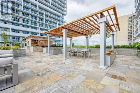 55 Speers Road Oakville (co Central) ON L6K 0H9