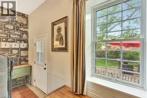142 Glenmorris Street Cambridge ON N1S 2Z5