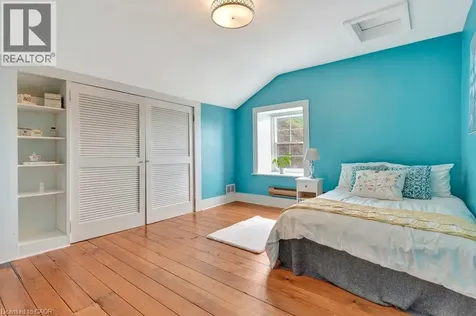142 Glenmorris Street Cambridge ON N1S 2Z5