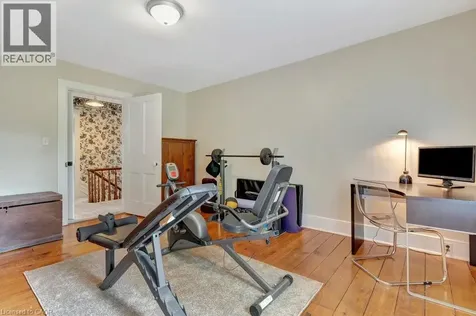 142 Glenmorris Street Cambridge ON N1S 2Z5