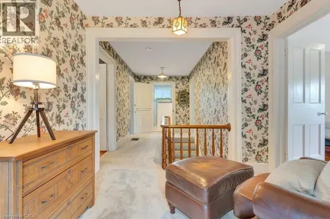 142 Glenmorris Street Cambridge ON N1S 2Z5