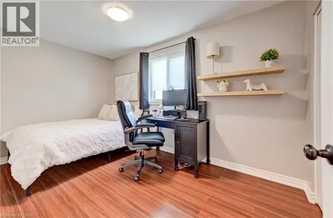 15 Michelle Court Kitchener ON N2N 3K8