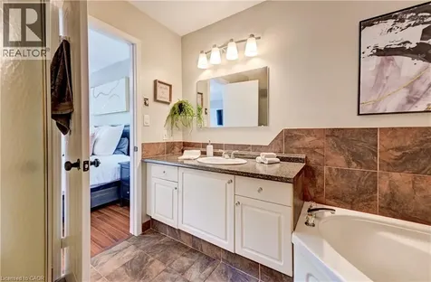 15 Michelle Court Kitchener ON N2N 3K8