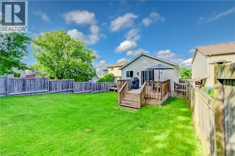 15 Michelle Court Kitchener ON N2N 3K8