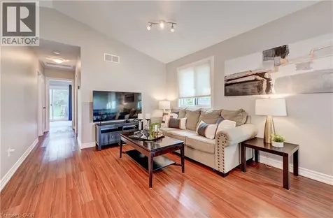15 Michelle Court Kitchener ON N2N 3K8