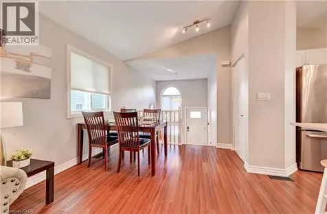 15 Michelle Court Kitchener ON N2N 3K8