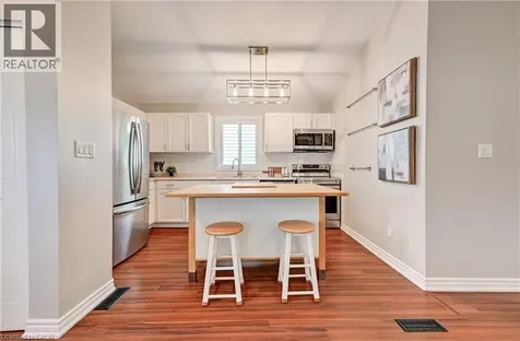 15 Michelle Court Kitchener ON N2N 3K8