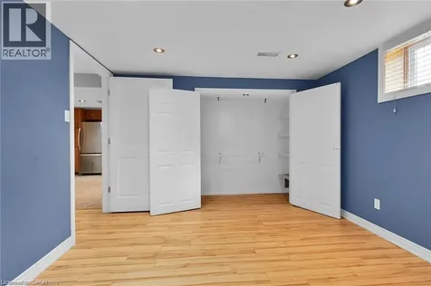 221 Gray Road Stoney Creek ON L8E 1T9