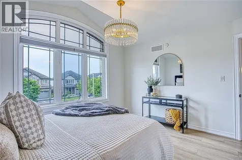 269 Cardinal Crescent Welland ON L3C 0B1