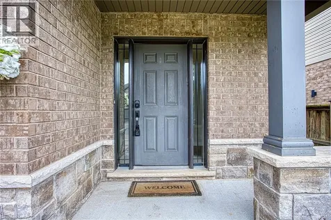 269 Cardinal Crescent Welland ON L3C 0B1