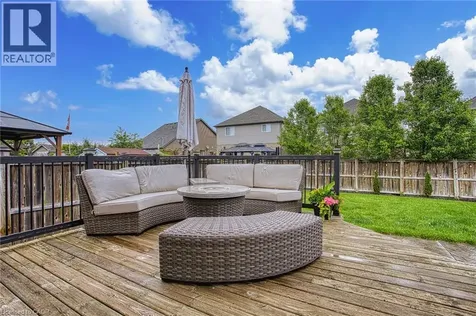 269 Cardinal Crescent Welland ON L3C 0B1