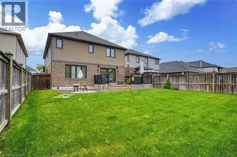 269 Cardinal Crescent Welland ON L3C 0B1