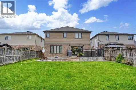 269 Cardinal Crescent Welland ON L3C 0B1