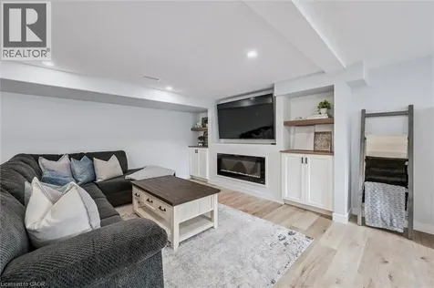 14 Glenwood Avenue Guelph ON N1H 4L2