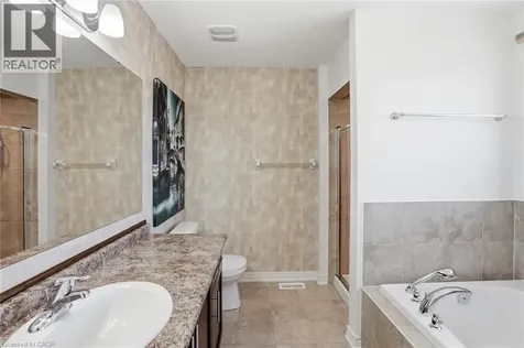 6382 Dilalla Crescent Niagara Falls ON L2H 0C9
