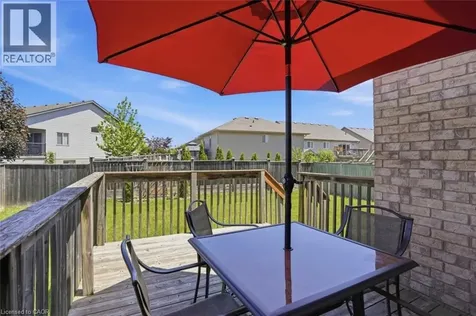 6382 Dilalla Crescent Niagara Falls ON L2H 0C9