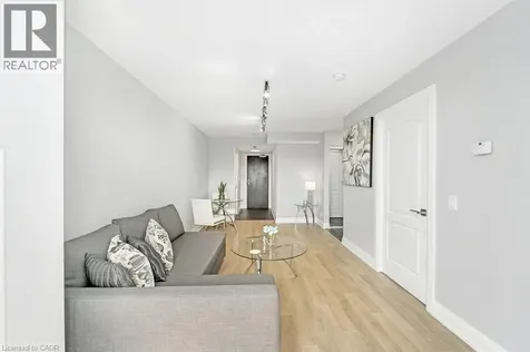1103 Leslie Street North York ON M3C 4G8