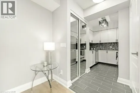 1103 Leslie Street North York ON M3C 4G8