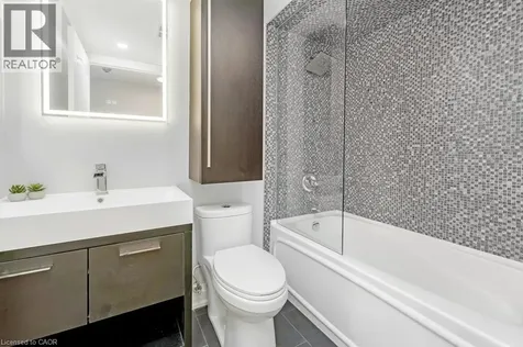 1103 Leslie Street North York ON M3C 4G8