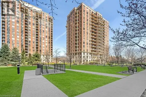 1103 Leslie Street North York ON M3C 4G8