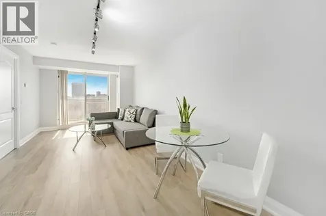 1103 Leslie Street North York ON M3C 4G8