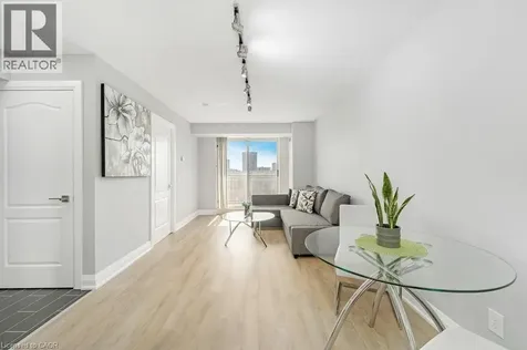 1103 Leslie Street North York ON M3C 4G8