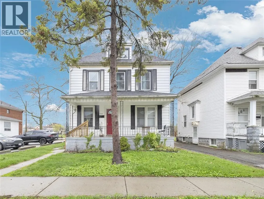 227 Bridge Avenue Windsor ON N9B 2M1